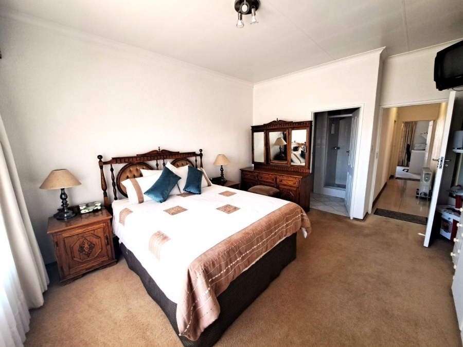 2 Bedroom Property for Sale in Clavadel River Lodge Free State